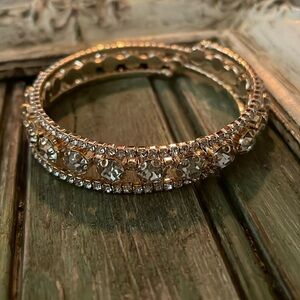 NWOT Gold wrap bracelet